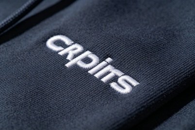 Flat embroidery logo service for sportswear brands