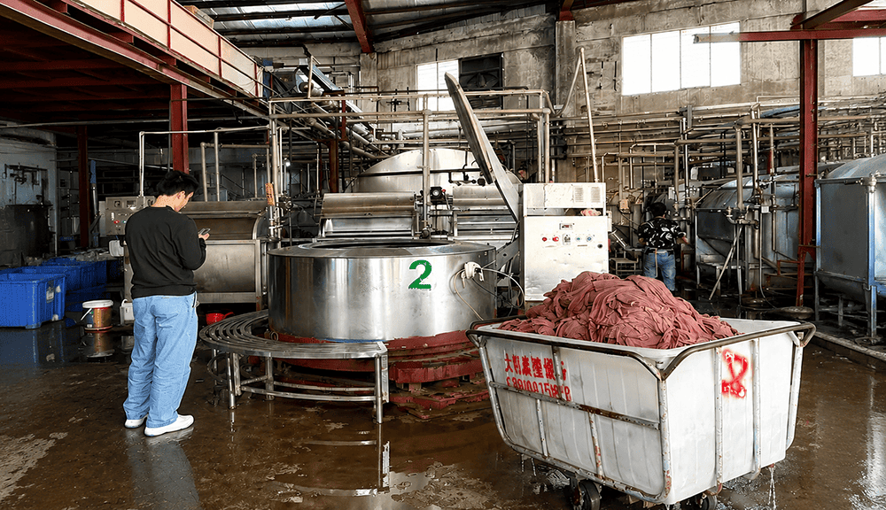 Custom dying department for private label sportswear