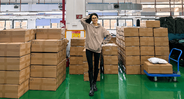 Worldwide DDP apparel shipping and logistics solution